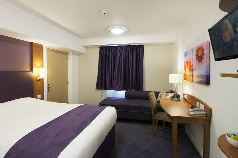 Premier Inn Norwich Airport Exterior foto